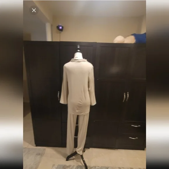 Sold OUT! Frette New w/Tags 2024 Fall/Spring Pajamas Set Beige Retails:$$$$ - Picture 6 of 14